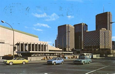 The Complexe Desjardins Montreal Qc Quebec Street Old Cars Vintage