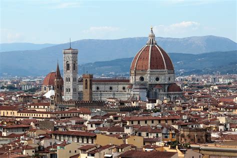 La Basilica Di Santa Maria Maggiore Duomo Di Firenzeandq Juzaphoto