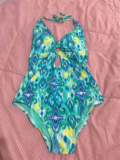 One Piece Green Bikini Women S Fashion Swimwear Bikinis Swimsuits On Carousell