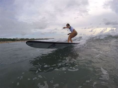 Surfing lessons : Surfing Pictures