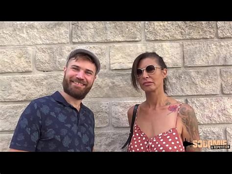 Charlotte de años quiere explorar sus límites XVIDEOS