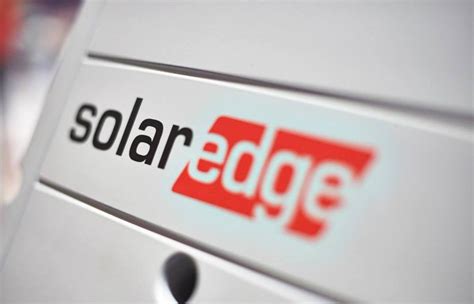 solaredge rolls   smartphone app  simplify inverter installs