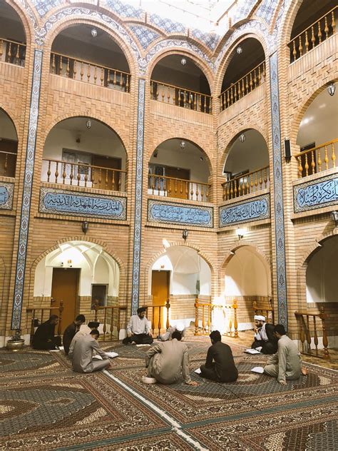 Hawza class at Al-Mahdiya school in Najaf, Iraq (picture) : r/shia