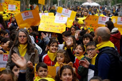 La Marcha Del D A Mundial Contra El C Ncer Infantil En C Rdoba En Im Genes