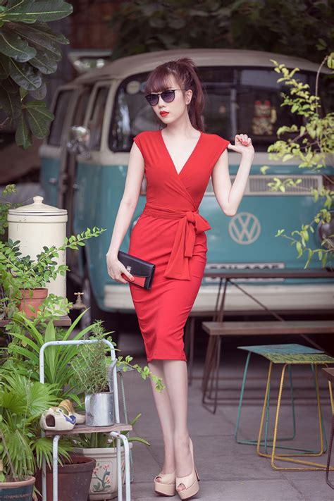 Hot girl Nu Phạm trở lại với hình ảnh gợi cảm