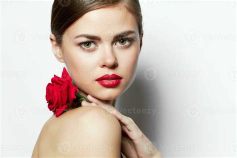 Woman With Rose Red Lips Nude Model Shoulders Luxury Light 23244822 Stock Photo At Vecteezy