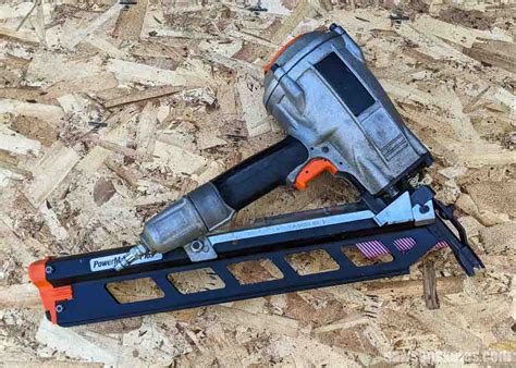 Brad Nailer vs Framing Nailer (Differences + Which to Buy) | Saws on ...