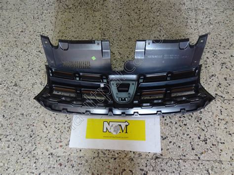 623108072R-ÖN PANJUR MAİS - NOM OTO