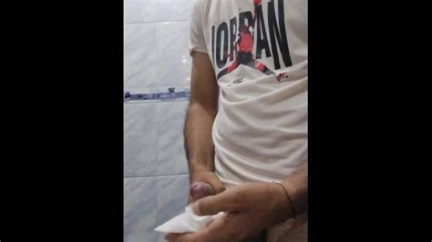 Masturbandome En El Baño Pornhub Gay