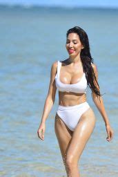 Farrah Abraham In Bikini On The Beach In Fiji Celebmafia