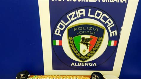 Albenga La Polizia Locale Sgomina Traffico Di Stupefacenti