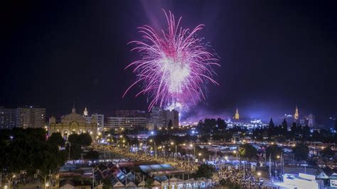 Los Mejores Lugares Para Ver Los Fuegos Artificiales De La Feria De