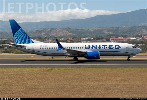 N27271 | Boeing 737-8 MAX | United Airlines | Cristian Quijano | JetPhotos