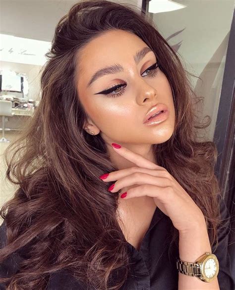 Pin de Настя en Макияж | Maquillaje artístico, Maquillaje, Ojos