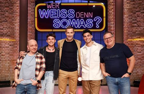 Wer Wei Denn Sowas Jacob Rott Julien Brown Fernsehserien De