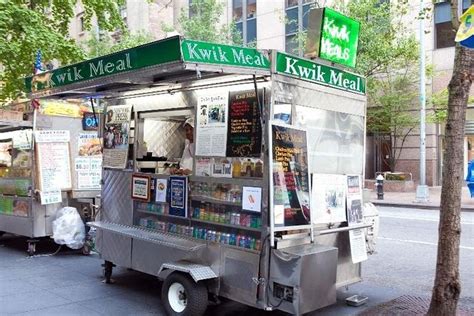 New York City Food Cart Walking Tour 2021