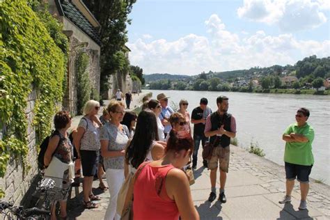 Passau Tour Guidato A Piedi Dei Punti Salienti Della Citt Getyourguide