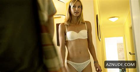 LISA BITTER Nude AZNude