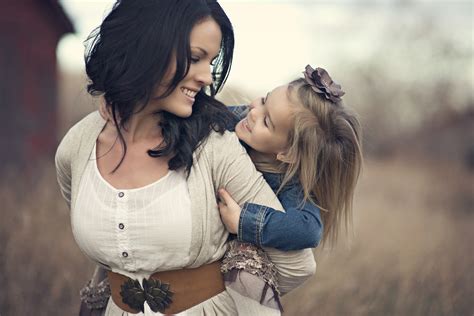 Mommy And Me Photoshoot A Farm Yard And A Tea Party Be Photography