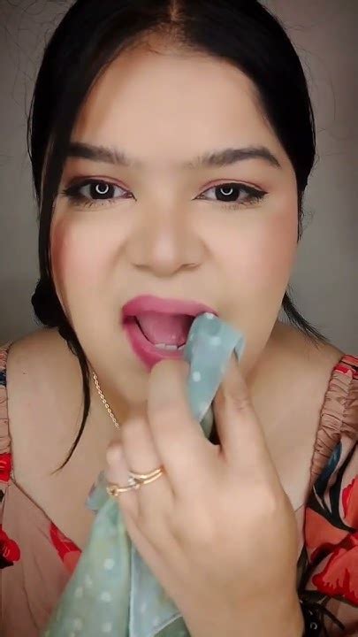 Viral Lipstick Hack For Fuller Lips😍👄 Shortvideo Shorts Shortsvideo