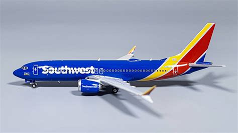 PH04571 Phoenix Models Southwest Airlines 1000th Boeing 737 B737MAX8 N8885Q