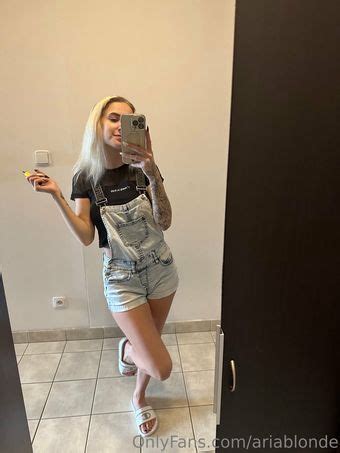 Ariablonde Nude Leaks OnlyFans Leaked Models The Fappening Leaked Photos