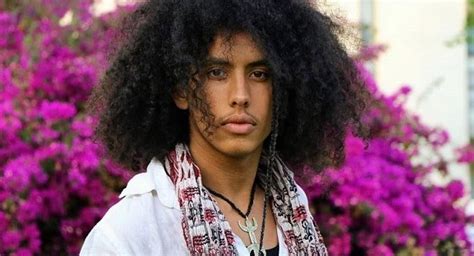 Gay Brasil on Twitter Ator gay recebe ameaças de morte vai à polícia denunciar e