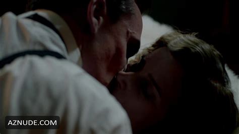 RACHEL GRIFFITHS Nude AZNude