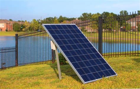 1000 Watt Solar Backup Power Generator Powered By 250 Watt Solar Panel And Solar Inverter For