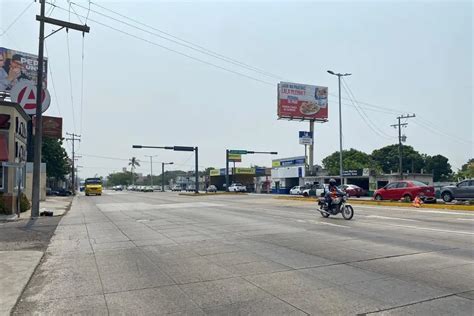 Sigue El Bloqueo En La Avenida Rafael Cuervo En Veracruz Xeu