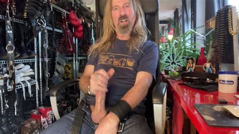 Longhairdude Shoots Massive Load In The Chair Jeans And A Tshirt Widescreen Pornhub Gay