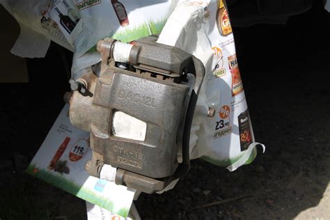 Покраска суппортов — Chevrolet Lacetti Sedan, 1,4 л, 2007 года ...
