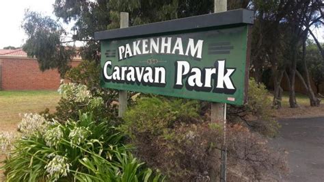 Pakenham Caravan Park - Pakenham Pakenham Caravan Park welcome sign