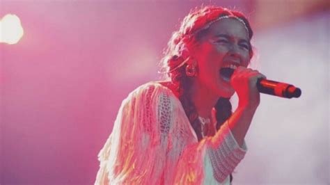 8 Hot Sexy Minerva Casero Bikini Pics