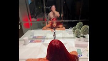 FOLLANDO DE PERRITO FRENTE AL ESPEJO A LA NOVIA DE MI MEJOR AMIGO XVIDEOS