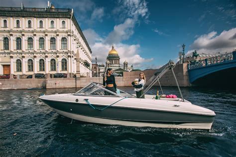Катер Bayliner «Дельфин» - Почасовая аренда яхт