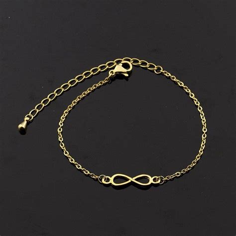 7 Popular And Stylish Gold Bracelet Designs For You