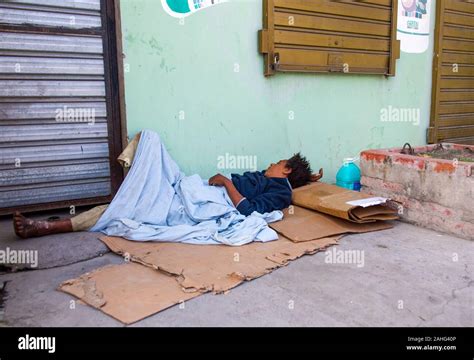 Homeless Woman Sleeping Hi Res Stock Photography And Images Alamy