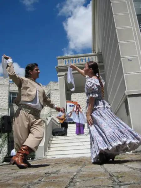 Origen De Las Danzas Folkloricas De Argentina La Zamba Raza Folklorica