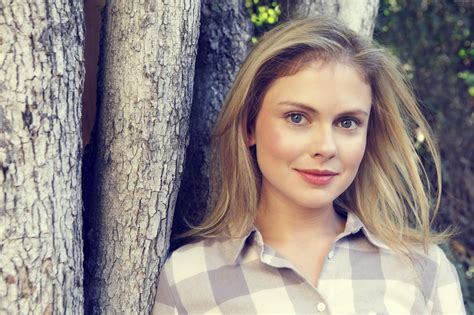 Rose McIver Blonde Most Popular Celebs 5K Actress HD Wallpaper