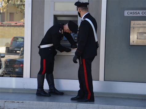 Truffa del bancomat denunciati due romani la vittima è una guardia