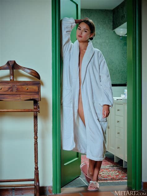 Sonya Blaze Nude In 12 Photos From Met Art