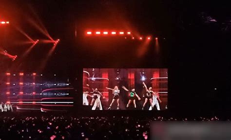 Blackpink Kepanasan Dengan Udara Jakarta Saat Konser Di Gbk Indoposco