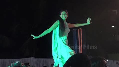 Sapna Choudhary Dance Video: Haryanvi sensation Sapna Choudhary's super ...