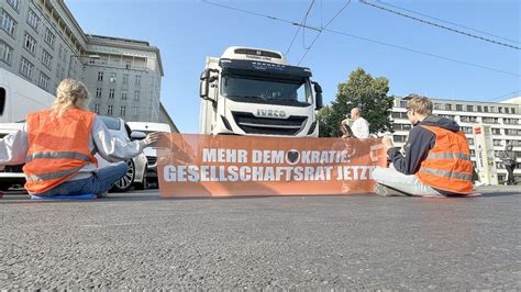 Berlin So Viele Straftaten Werden Der Letzten Generation Zugerechnet