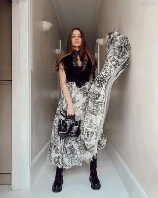 Xenia Tchoumitcheva Xenia Nude OnlyFans NudoStar TV