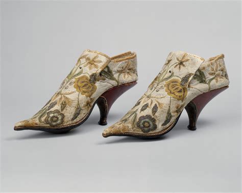 The Colorful Shoes Of The 18th Century 5 Minute History