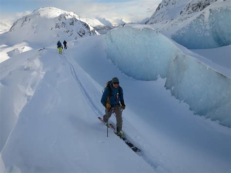 Safer ski touring - Visit Northern Norway