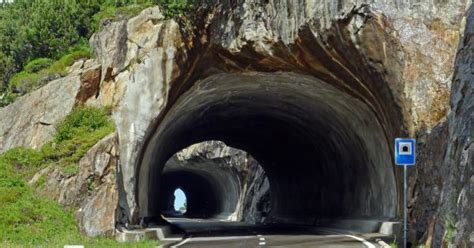 Какой будет короткая трасса от Новороссийска до Сочи через горы