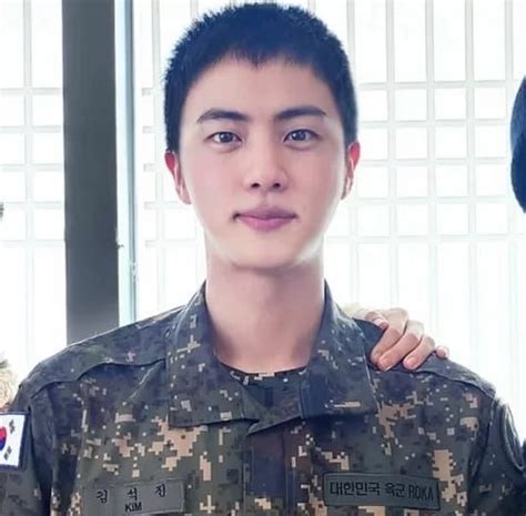 Btss Jin Becomes Part Of The Special Forces And Receives Early